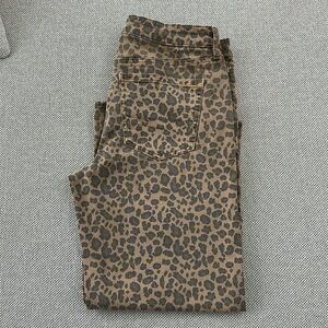 American Eagle Stretch Leopard Jeans, Stovepipe fit, Sz 10S, So Soft & On Trend